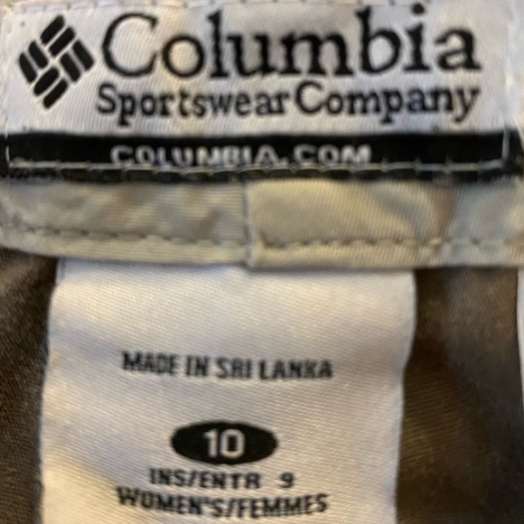 Columbia Cargo-Like Shorts Women’s Tan Size 10 - Picture 7 of 10